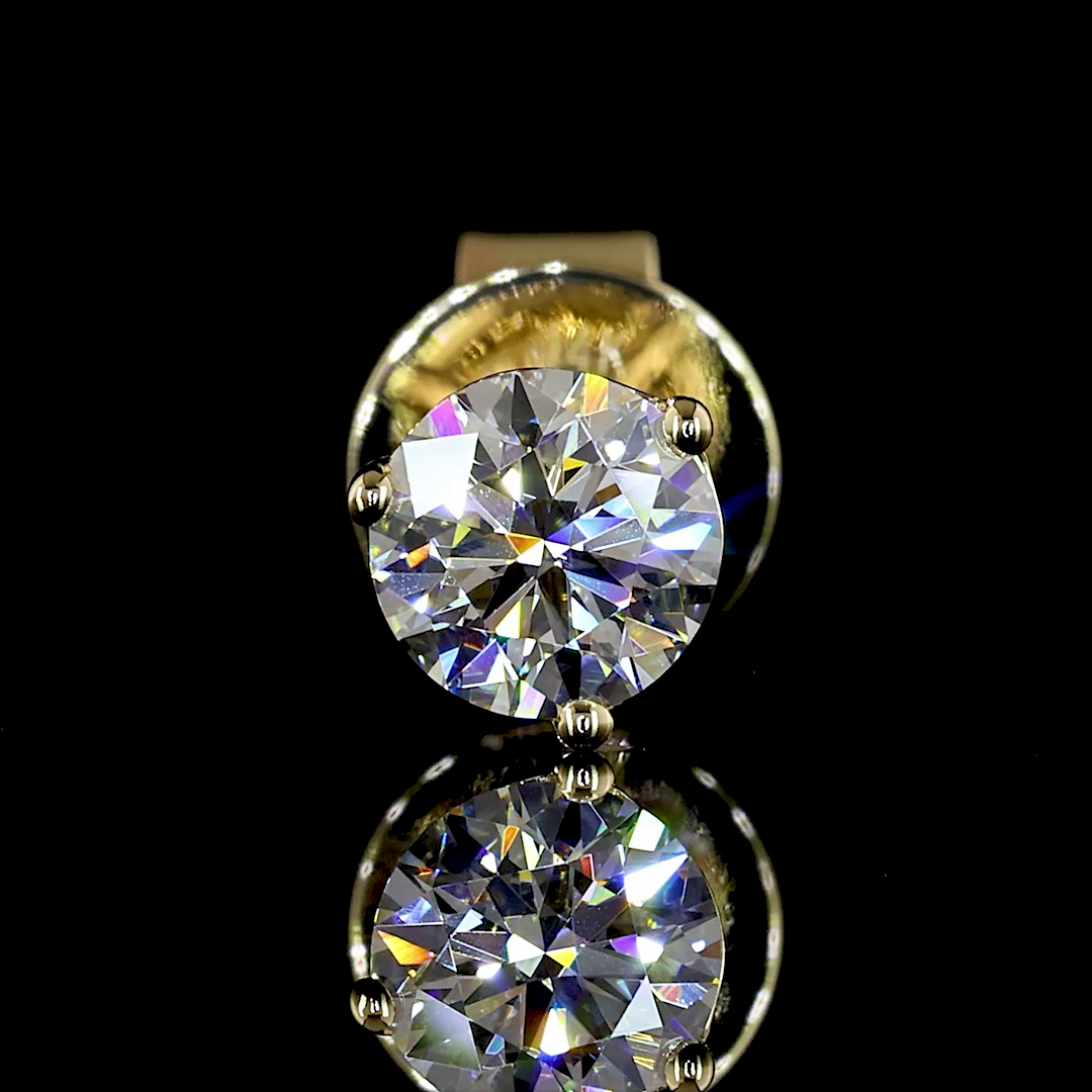 0.50 CTW Round Studs