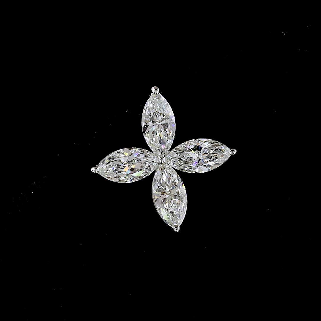 Flora Studs in White Gold