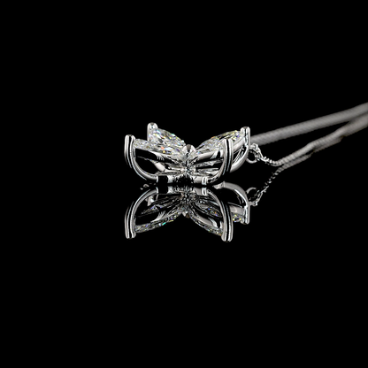 Flora Necklace in White Gold